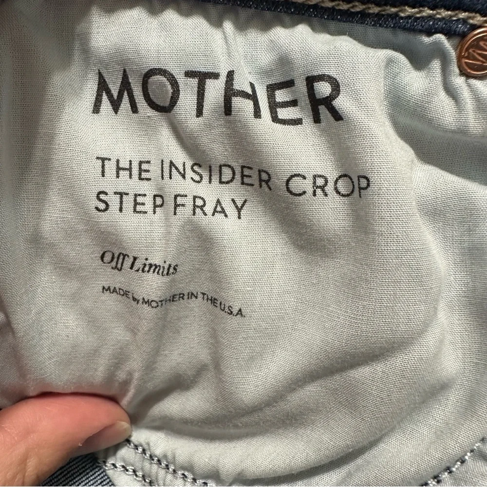 MOTHER The Insider‎ Crop Step Fray Jeans in Off Limits Size 28 - Picture 8 of 11